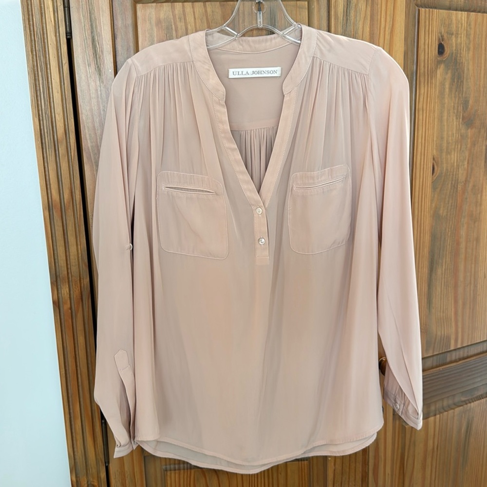 Ulla Johnson v neck blush top. Size 2
